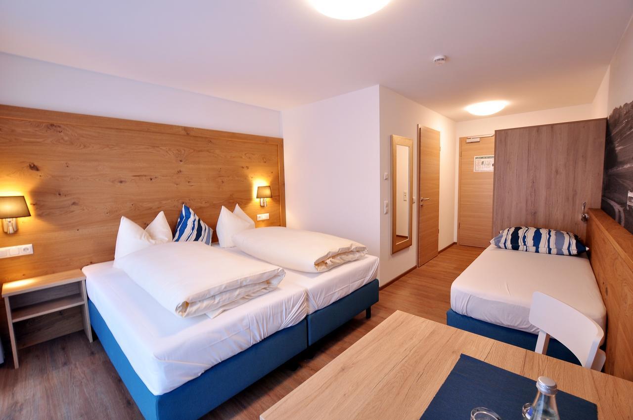 Gaestehaus Zur Krone Herberg 2*
